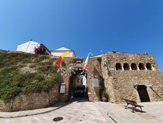 Casa Vacanze Tre Stelle Termoli Exteriör bild
